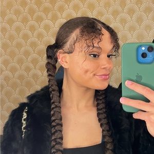 Meet your Posher, Arayana